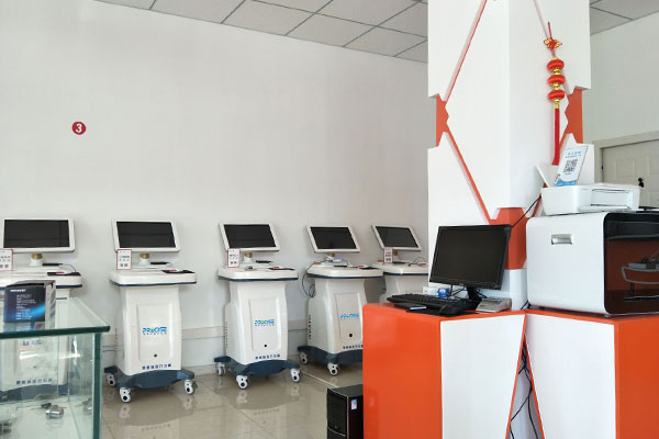 ������һ������߽������к����ع���ǻ�����